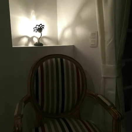 A Parisian Boutique מלון פריז